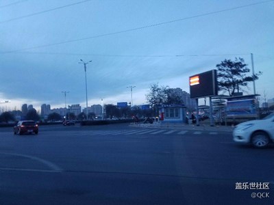 車拍新城夜景(二)