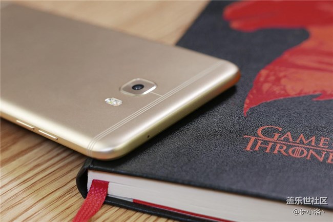 怎一個(gè)精致了得 三星Galaxy C7 Pro圖賞