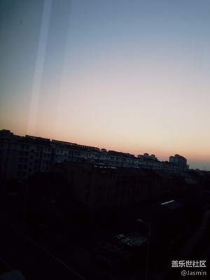 太陽下山了。。