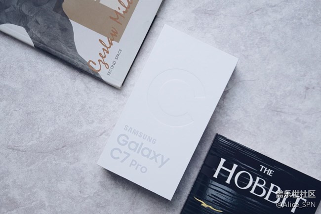 三星C7 Pro體驗(yàn)評測:一次高性價(jià)比的All in 三星C7 Pro體驗(yàn)評測:一次高性價(jià)比的All in
