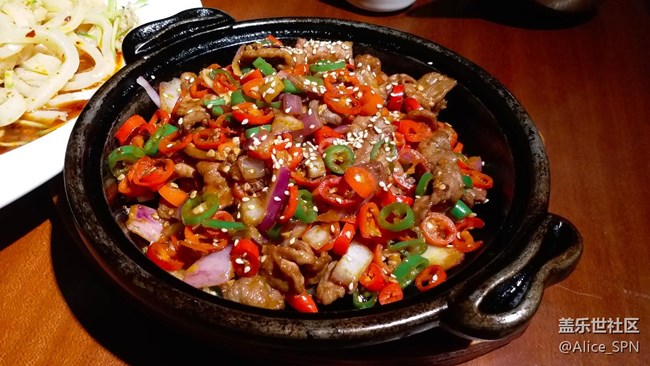 三星C7 Pro體驗(yàn)評測:一次高性價(jià)比的All in 三星C7 Pro體驗(yàn)評測:一次高性價(jià)比的All in