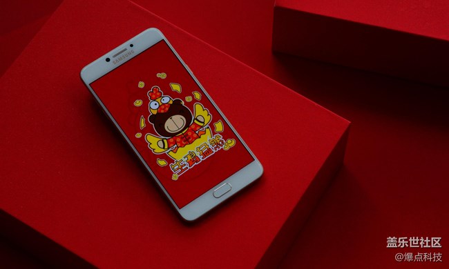 當(dāng)國產(chǎn)手機(jī)品牌都在談加價時，三星C7 Pro卻玩起了走心