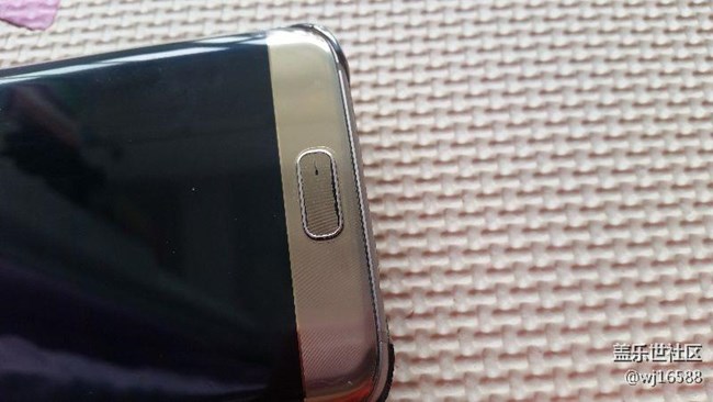 HOME鍵掉漆嚴(yán)重，強(qiáng)烈建議更換，支持的頂起