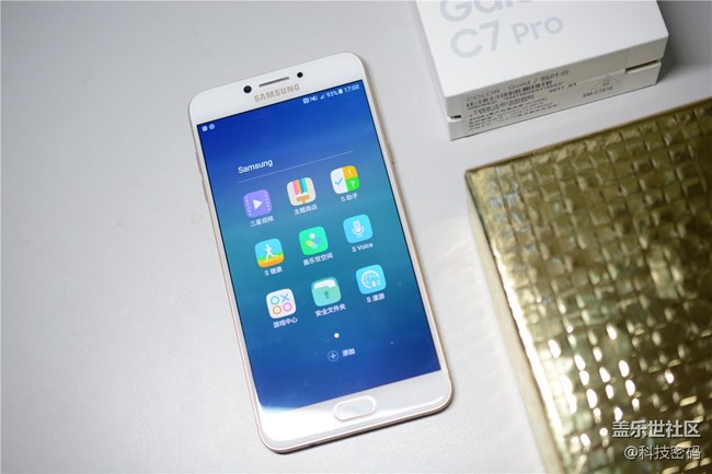 表現(xiàn)全面售價親民，看三星Galaxy C7 Pro體驗評測