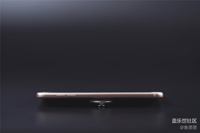 C系列外形手感最佳：C7 Pro