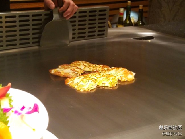 小7e的美食拍照模式還是很不錯的