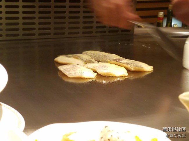 小7e的美食拍照模式還是很不錯的