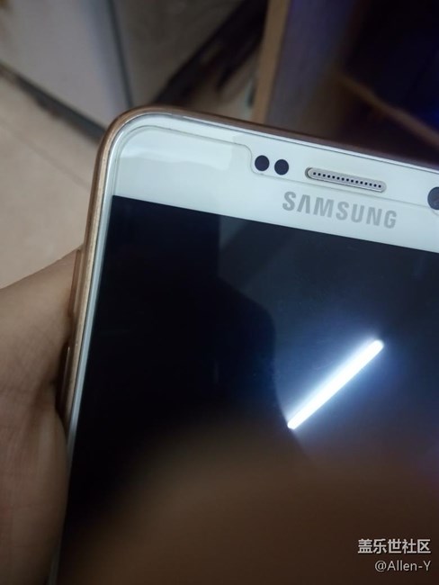 屏幕左上角開膠怎么解決？