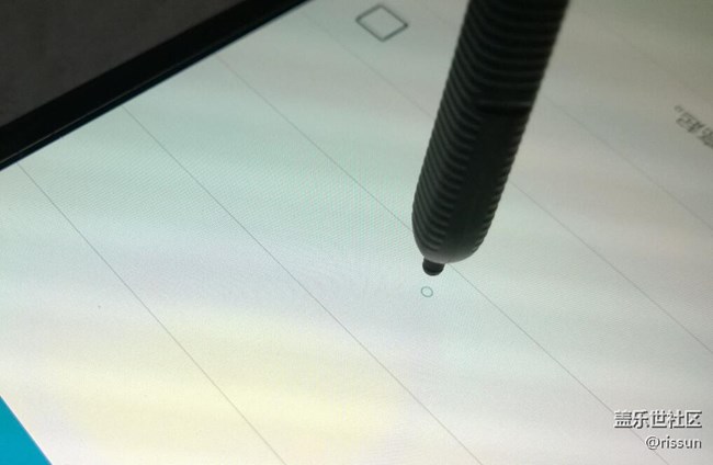 你們的spen在屏幕邊緣會(huì)不會(huì)偏移位置