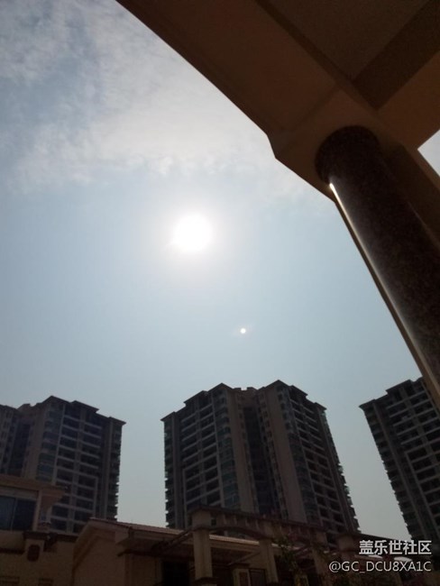 s7e  拍照都這樣嗎？