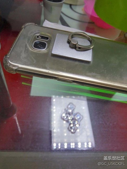 這個跑馬燈效果不錯值得發(fā)帖