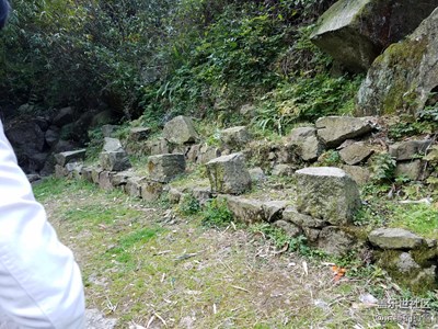 原生態(tài)的歇腳石，源于自然