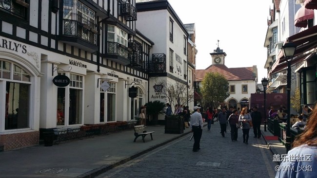 小鎮(zhèn)的慵懶下午