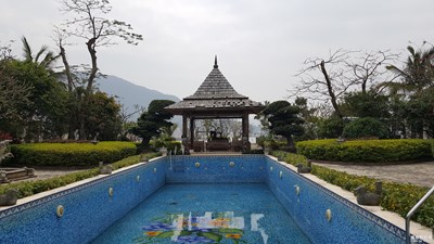 昔日的深圳“海上皇宮”