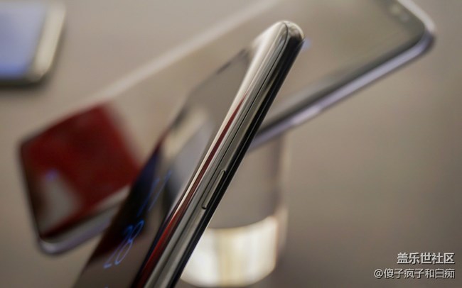 三星蓋樂(lè)世S8真機(jī)圖賞，科技與藝術(shù)的完美結(jié)合