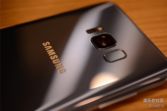 手感好到爆棚，三星Galaxy S8 安卓機(jī)皇上手體驗(yàn)首發(fā)
