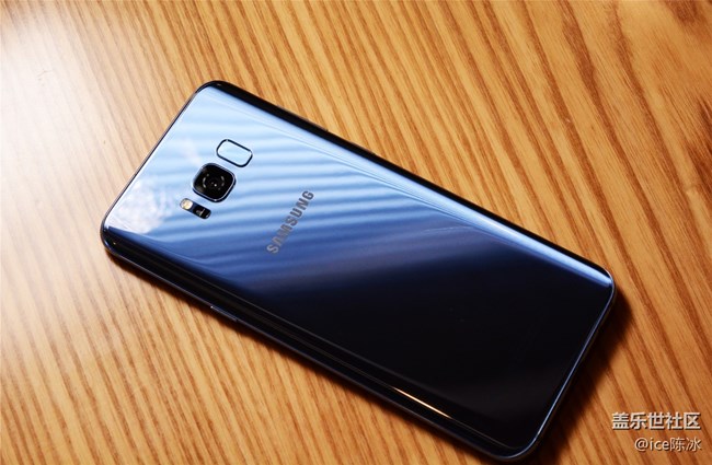 手感好到爆棚，三星Galaxy S8 安卓機(jī)皇上手體驗(yàn)首發(fā)