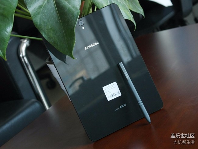 AKG調(diào)音四揚(yáng)聲器 Galaxy Tab S3實(shí)拍