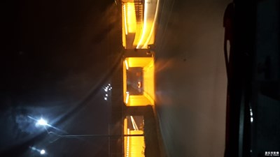 路+鹽城+這城市車(chē)水馬龍