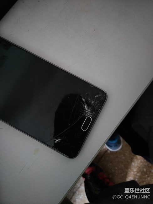 就想知道摔成這樣還有救嘛??