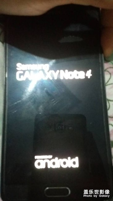 三星note4黑屏苦惱