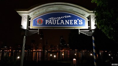 一路旅行一路曬+上海寶來(lái)納酒吧+記錄夜生活