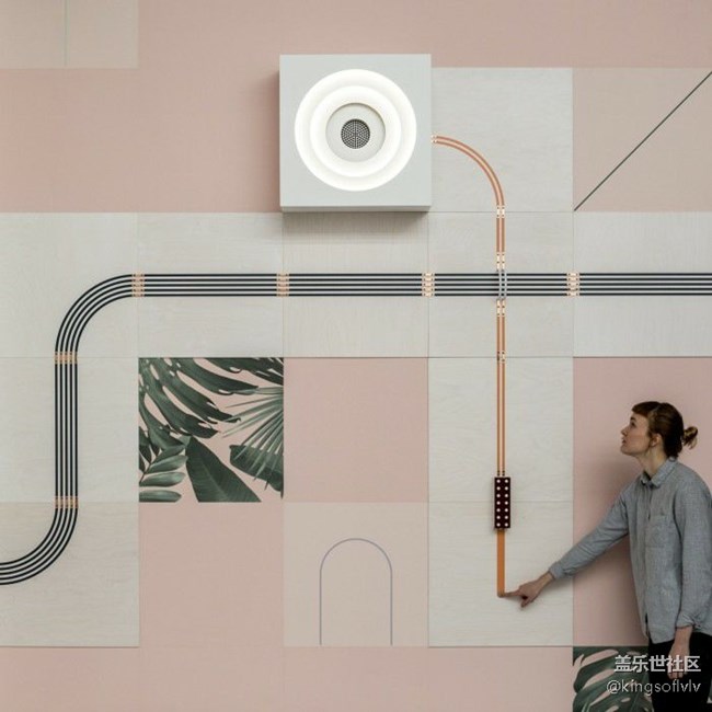 Conduct既是墻紙也是電源 是時(shí)候停止將電線埋在墻內(nèi)