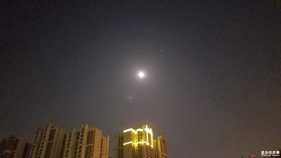 雙星半月