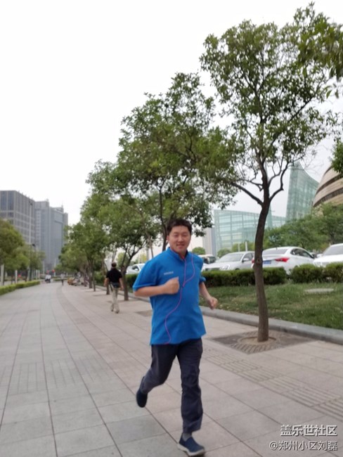 雨中奔跑的小伙伴們！