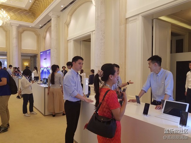 傳統(tǒng)與科技的結(jié)合——三星S8新品發(fā)布會(二) 傳統(tǒng)與科技的結(jié)合——三星S8新品發(fā)布會(二)