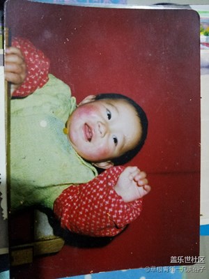 《兒童節(jié)快樂(lè)》+翻拍童年萌萌照片