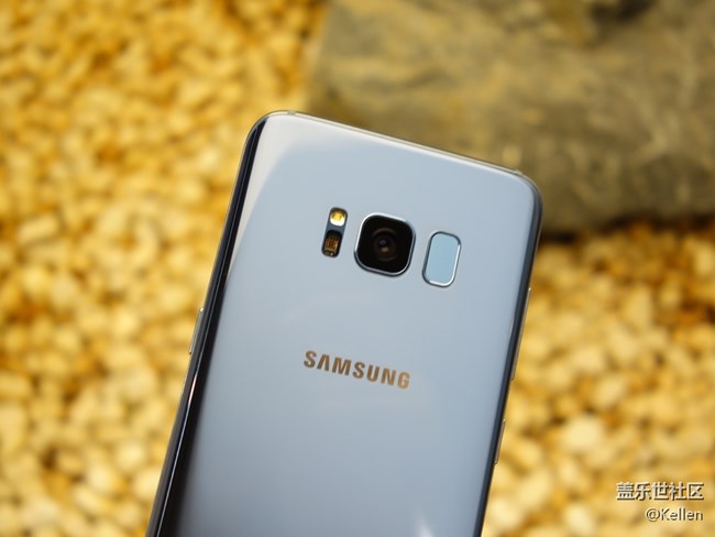 夏日里的一抹藍 三星蓋樂世S8霧嶼藍版圖賞