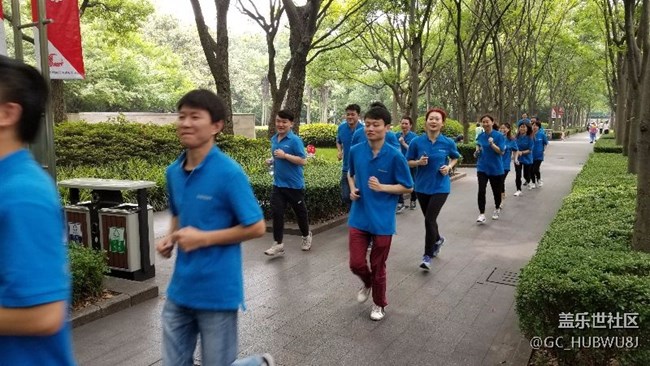 華東支社上海辦疾風(fēng)隊Run for dream 奔跑8  大學(xué)生們！