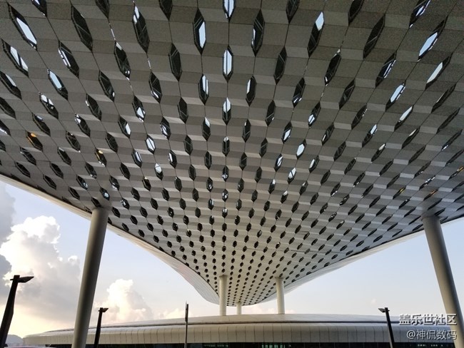 說(shuō)他是安卓機(jī)皇沒(méi)人有意見(jiàn)吧：國(guó)行 三星 Galaxy S8上手體驗(yàn)