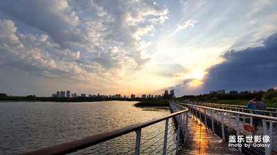 《慢生活》+哈爾濱+現(xiàn)在是冰城18:00點(diǎn)時(shí)間。