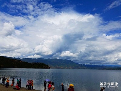 試了下拍照感覺還可以