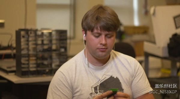 再不用擔心沒電 全球首款無電池手機誕生了 再不用擔心沒電 全球首款無電池手機誕生了