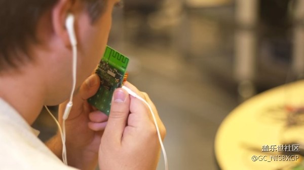 再不用擔心沒電 全球首款無電池手機誕生了 再不用擔心沒電 全球首款無電池手機誕生了