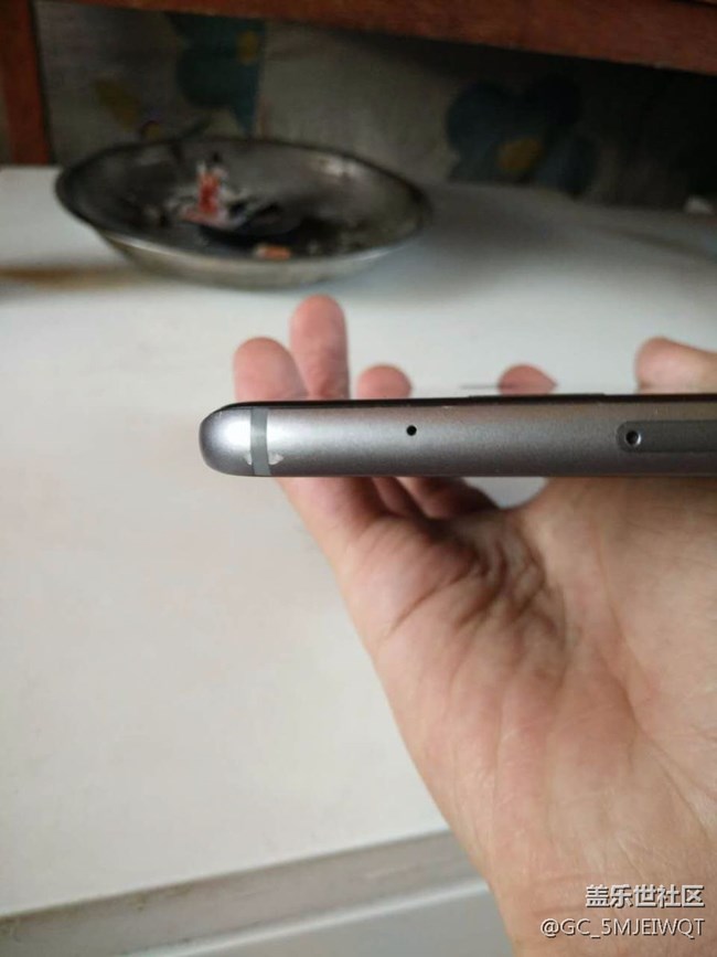 能不能換邊框和屏幕