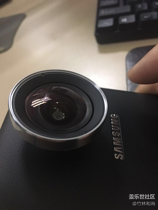 想問下，有沒有買了S7E原裝擴展鏡頭的，如何加上減光鏡