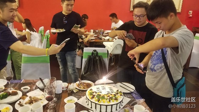 蓋樂世社區(qū)2歲了 齊聚大劇院四海一家