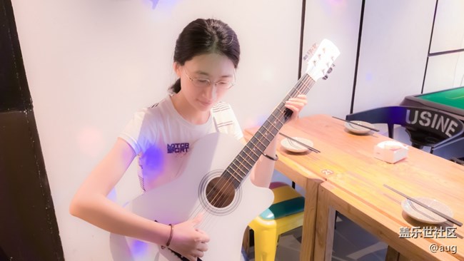 社區(qū)兩周年生日會(huì)