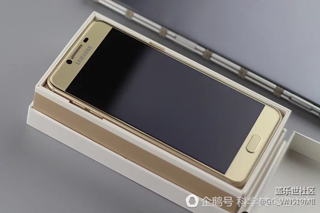 三星再次發(fā)力中國中端手機市場，箭頭直指小米和OPPO