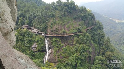 《上帝之眼》+俯瞰山間小鎮(zhèn)