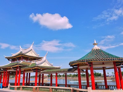 云淡風(fēng)輕的日子 +夏日藍(lán)天