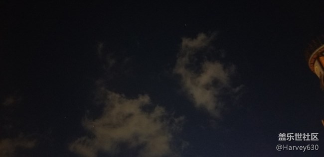 大深圳的夜空，居然看到久違的星星。