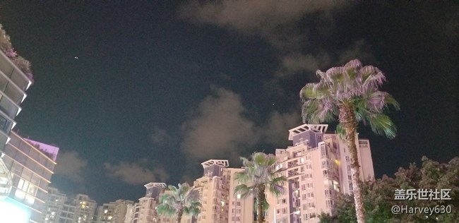 大深圳的夜空，居然看到久違的星星。