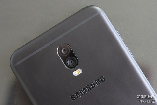 嘻哈新頑主：三星C8外觀賞析