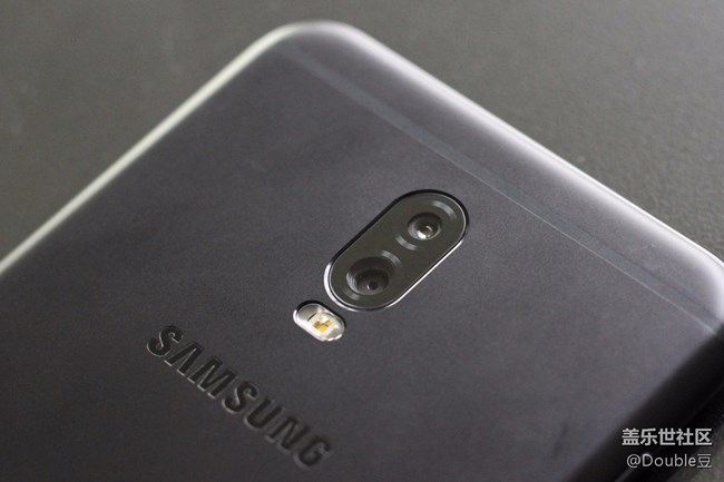 嘻哈新頑主：三星C8外觀賞析