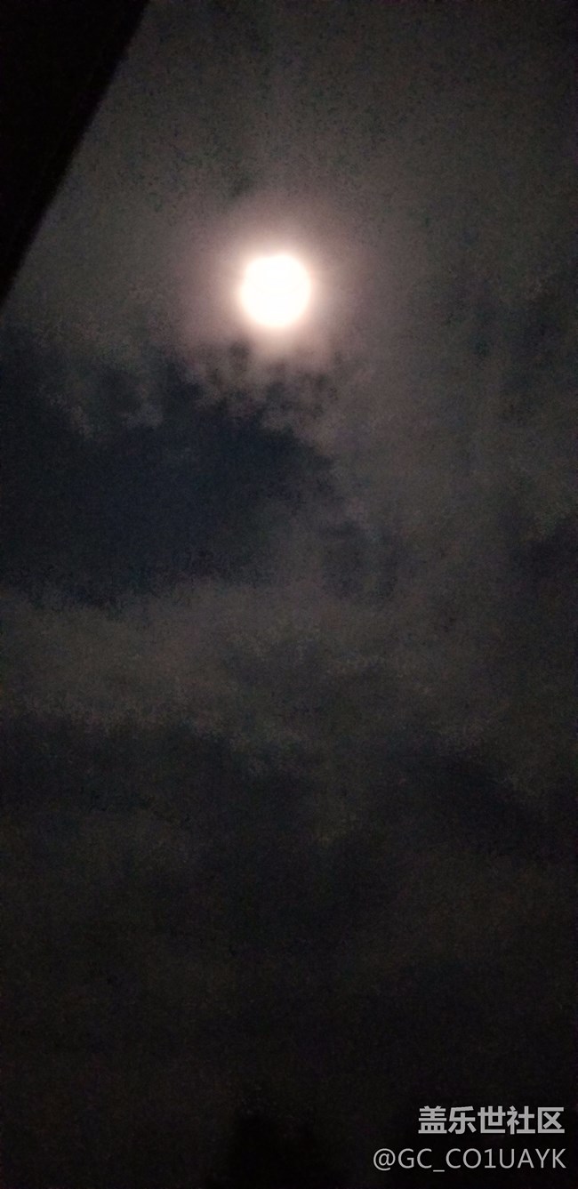 夜間拍攝怎么那么多噪點(diǎn)